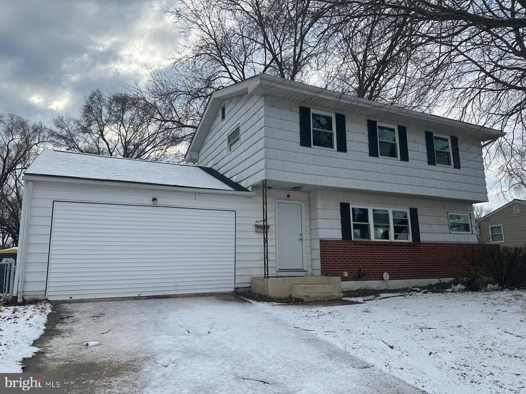4 bedroom house for sale at 17 Pearson Dr Brookside - $419,000