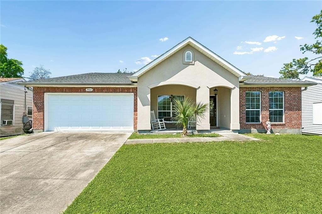 4 bedroom house for sale at 1904 Michigan Ave Kenner 70062 - $385,000