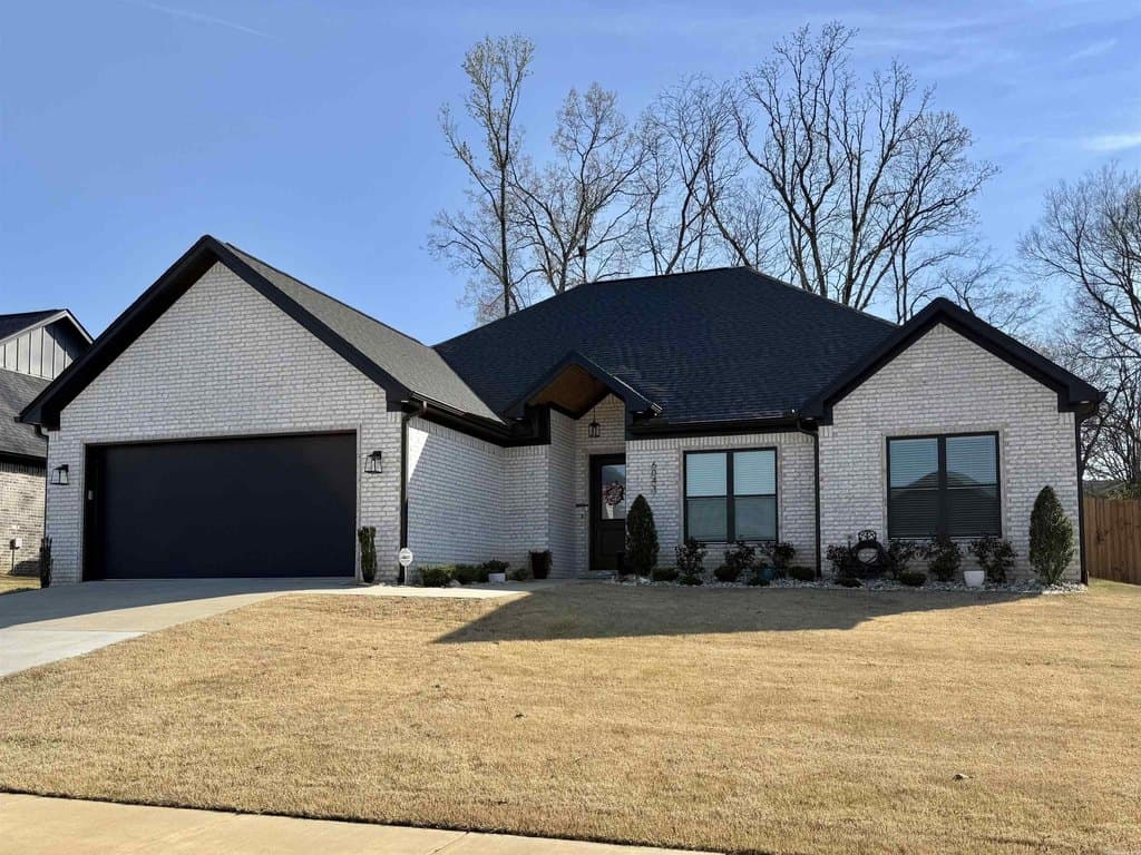 4 bedroom house for sale at 6043 Coral Ridge Dr Bryant 72002 - $422,900