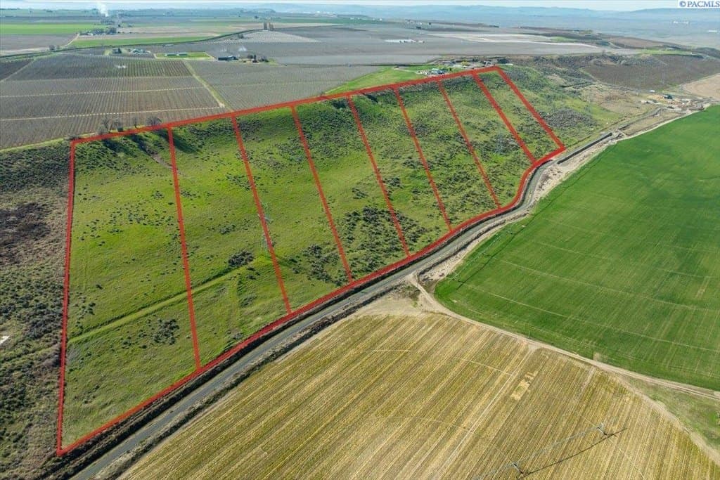 land for sale at Nka Colonial Rd Basin City - $67,000