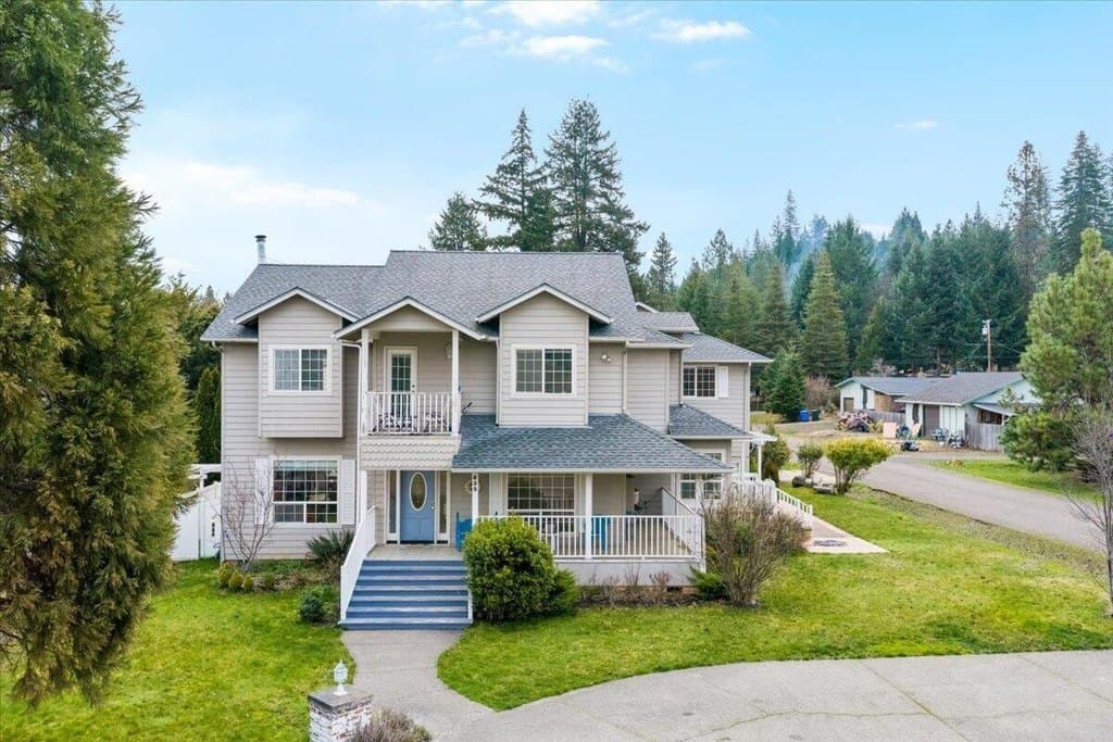 3 bedroom house for sale at 835 Redwood Ave Butte Falls - $475,000