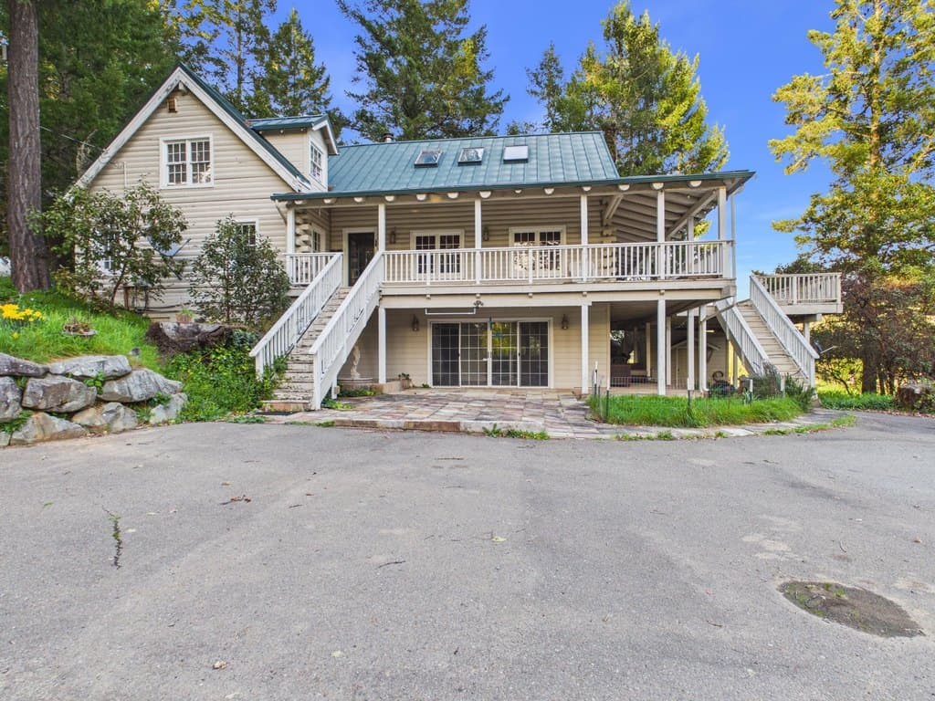 4 bedroom house for sale at 150 Mountain View Dr Benbow - $595,000