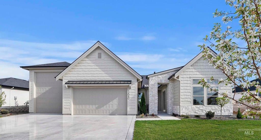4 bedroom house for sale at 11349 W Lahinch Ln Kuna 83634 - $819,900