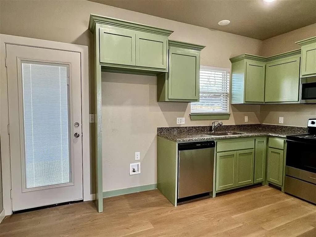 2 bedroom house for sale at 208 E Oklahoma Ave Blackwell - $144,900