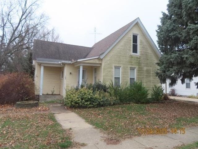 3 bedroom house for sale at 103 1st St Bradford - $79,900