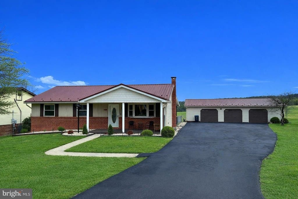 3 bedroom house for sale at 14512 Barton Blvd SW Bel Air - $289,900