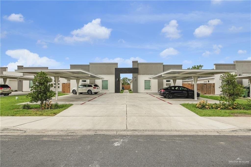 multi-family for sale at 428 E Acacia St Alamo - $505,000