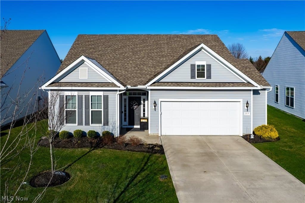 2 bedroom house for sale at 157 Kensington Way Elyria 44035 - $379,000