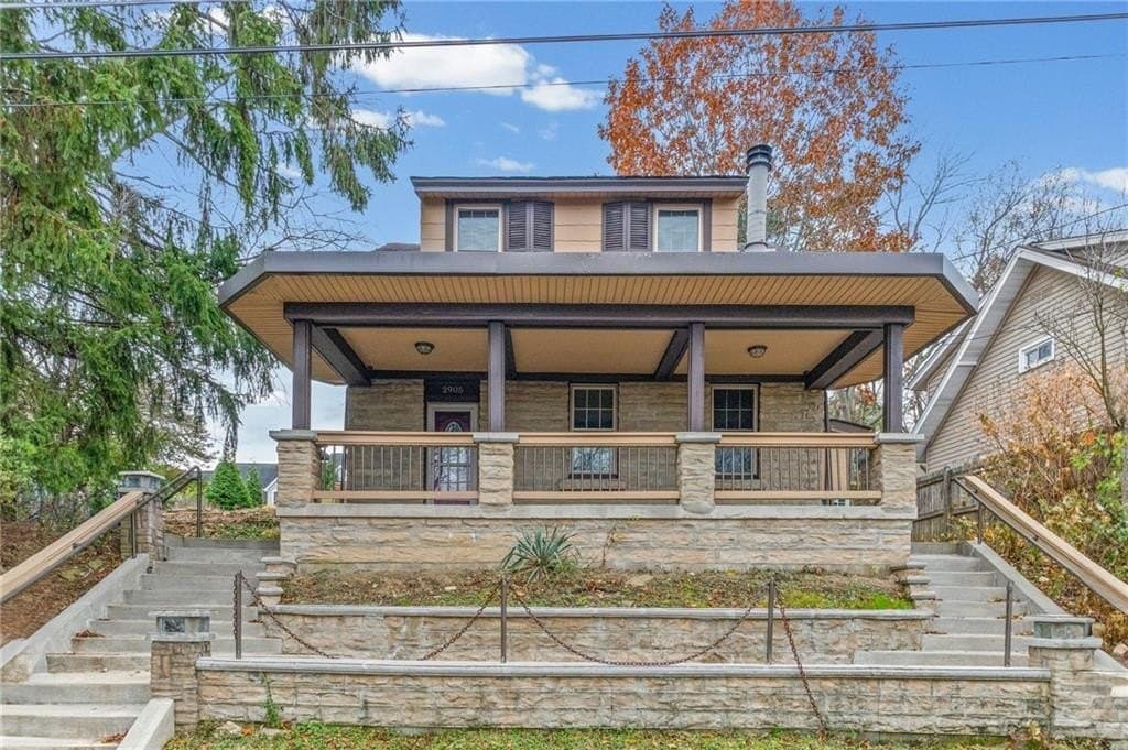3 bedroom house for sale at 2905 Belleville St Castle Shannon - $210,000