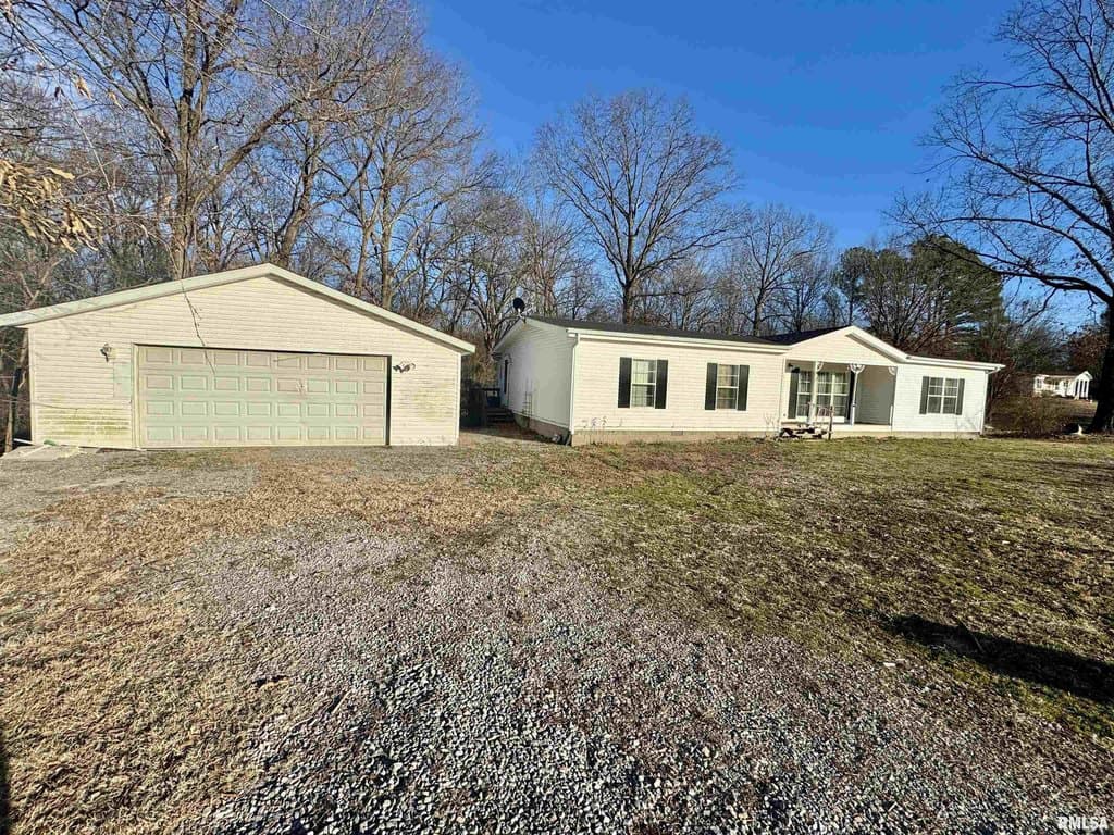 3 bedroom house for sale at 14568 Cambria Rd Blairsville - $125,000