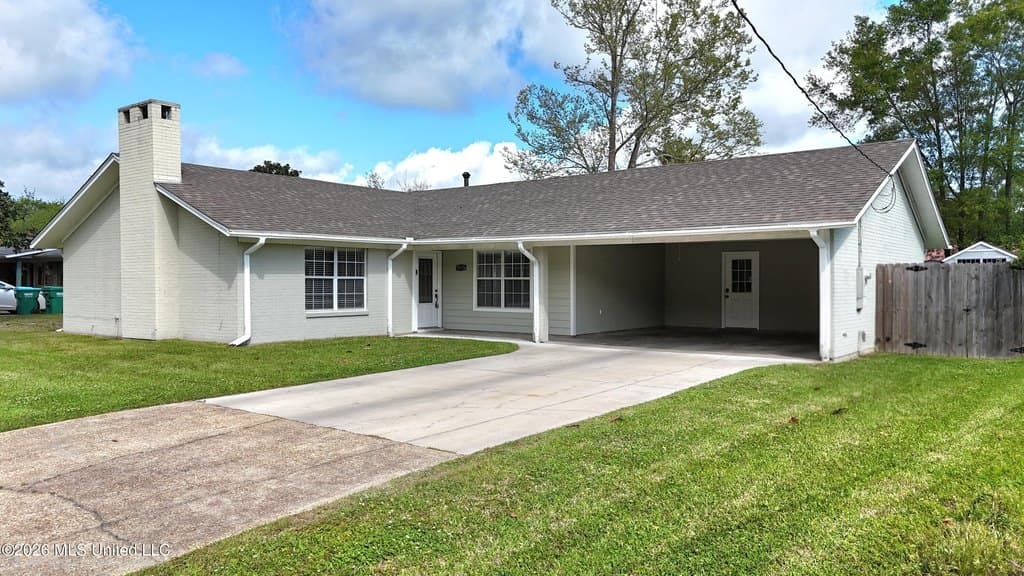 3 bedroom house for sale at 15176 Royal St Gulfport 39503 - $220,900