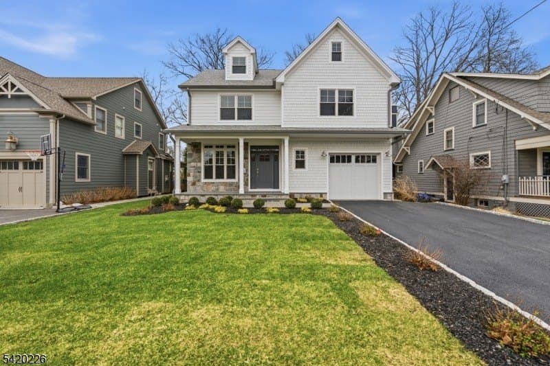 6 bedroom house for sale at 732 Embree Cres Westfield 07090 - $2,399,900