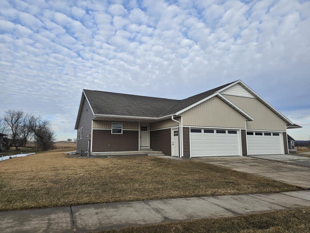 3 bedroom house for sale at 205 Nieson St Bangor - $344,900