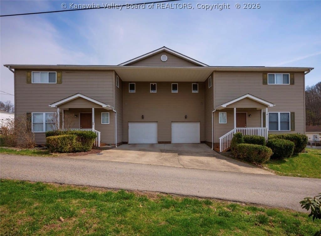 6 bedroom multi-family for sale at 6 Lincoln Hts Alum Creek - $399,000