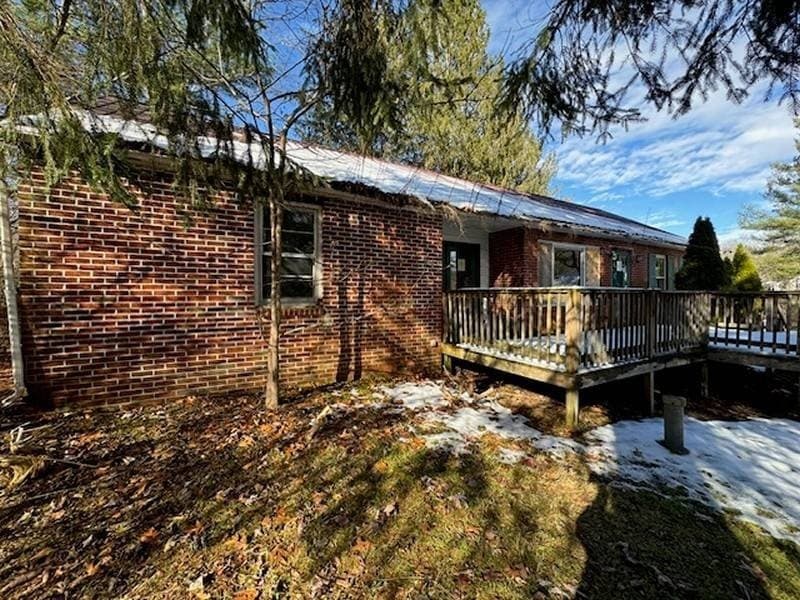 6 bedroom house for sale at 200 Tyro St Bluewell - $79,287