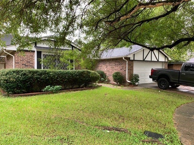 3 bedroom house for sale at 14918 Silver Green Dr S Channelview - $235,000