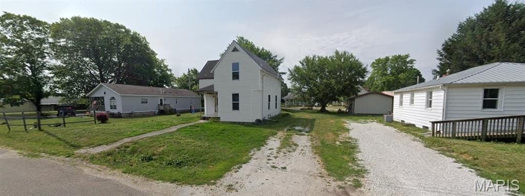 3 bedroom house for sale at 812 E State St Astoria - $39,900