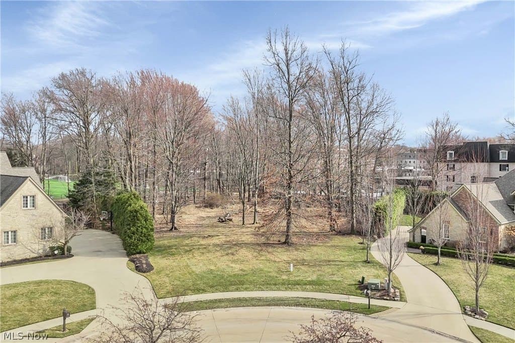 land for sale at 1830 Arlington Row Westlake 44145 - $270,000