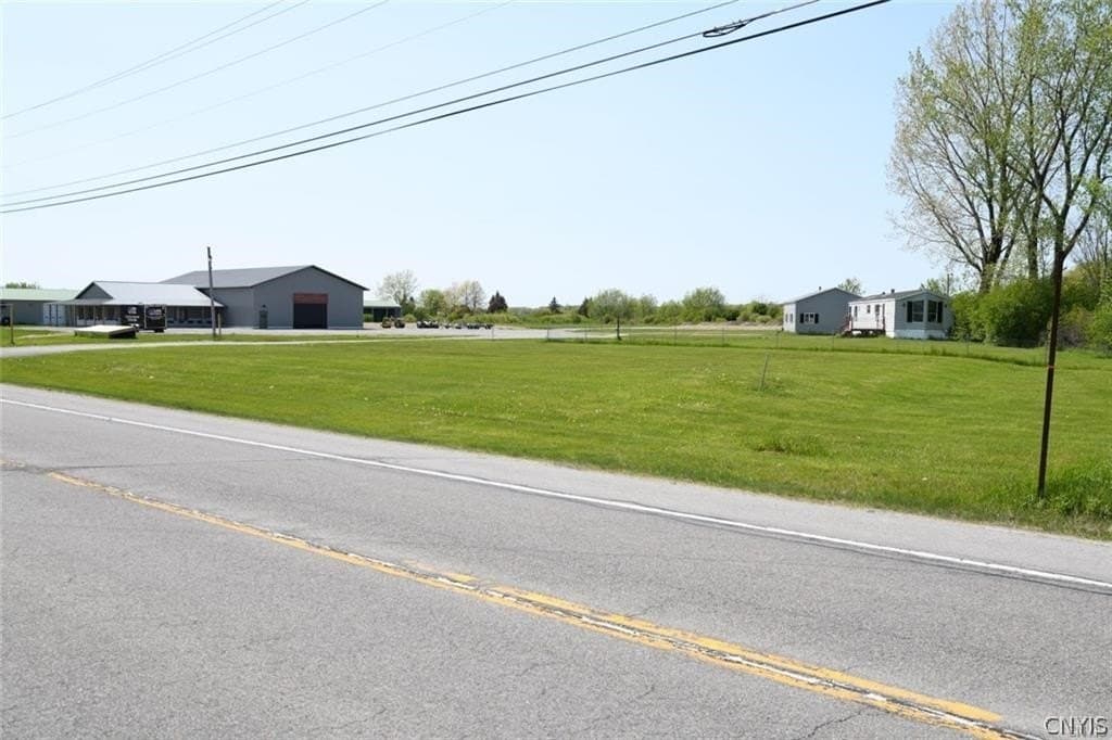 2 bedroom mobile home for sale at 42685 Nys Route 12 Lot 2 Alexandria Bay - $199,000