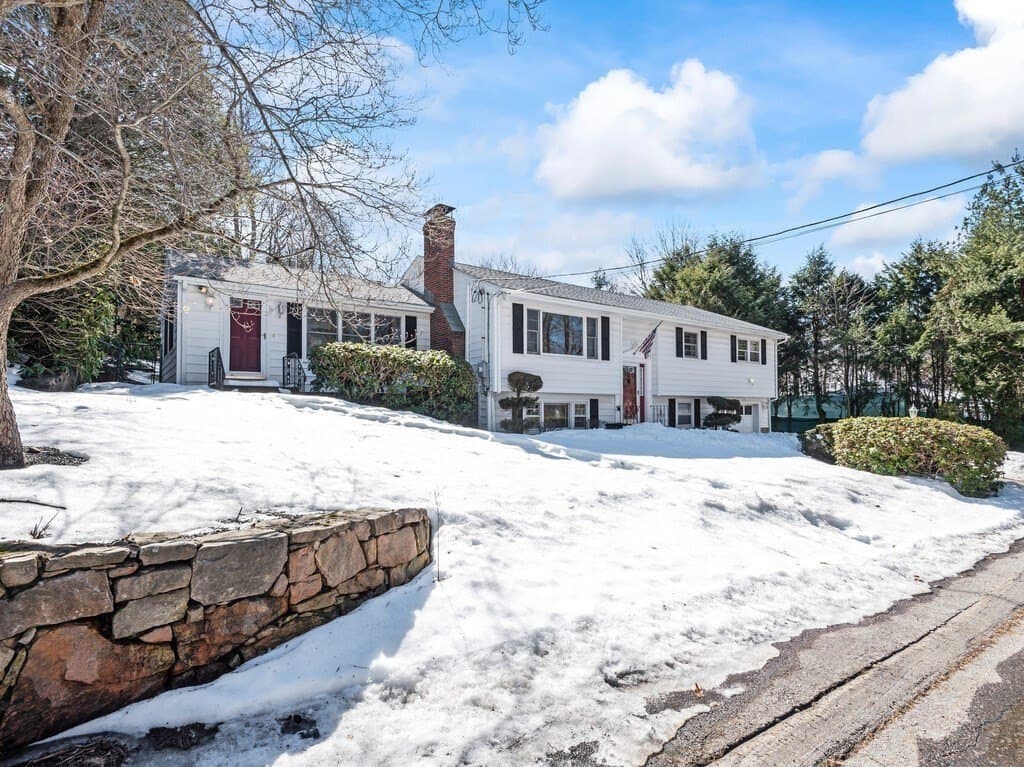 4 bedroom house for sale at 4 Athens St Auburn - $499,900