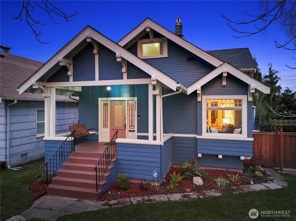 3 bedroom house for sale at 2221 Virginia Ave Everett 98201 - $869,950
