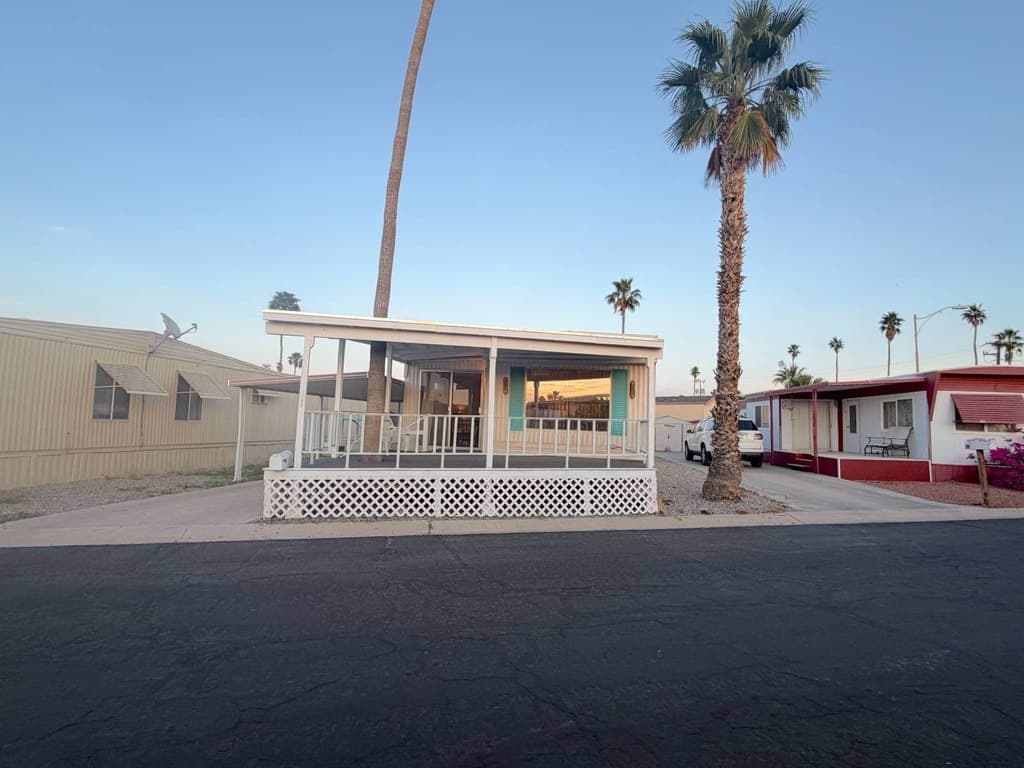 2 bedroom mobile home for sale at 3400 S 4th Ave Lot 51 Yuma 85365 - $25,000
