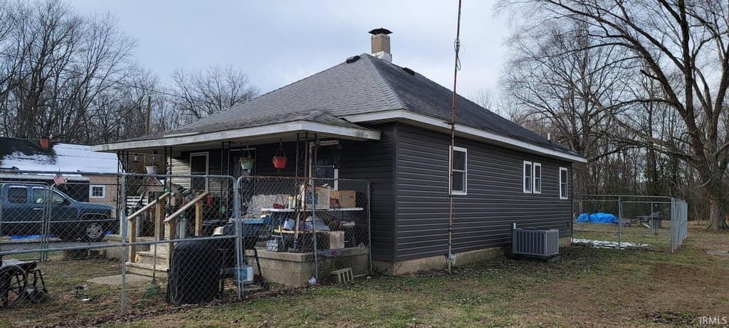 1 bedroom house for sale at 503 N Jenkins St Carlisle - $105,000