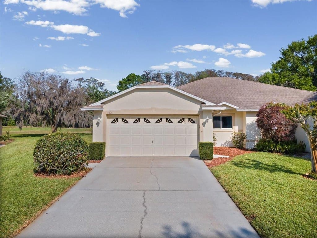 2 bedroom house for sale at 11621 Holly Ann Dr New Port Richey 34654 - $269,000