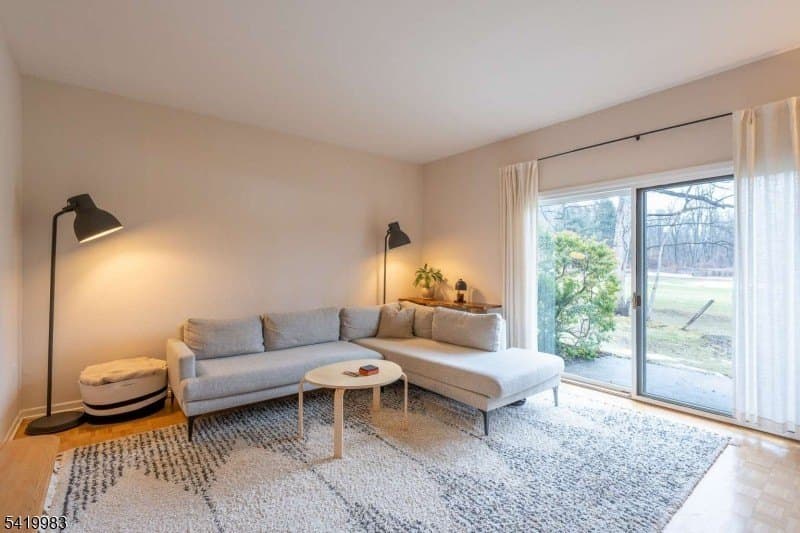 2 bedroom condo for sale at 38 Keats Way Morristown 07960 - $675,000