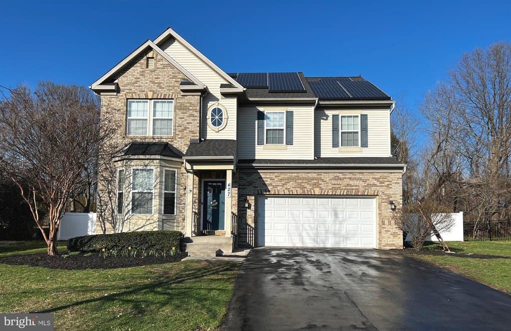 4 bedroom house for sale at 427 Brookfield Dr Centreville - $527,000