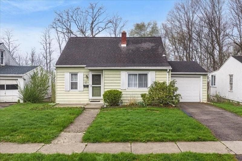3 bedroom house for sale at 537 Woodford Ave Endicott 13760 - $149,900