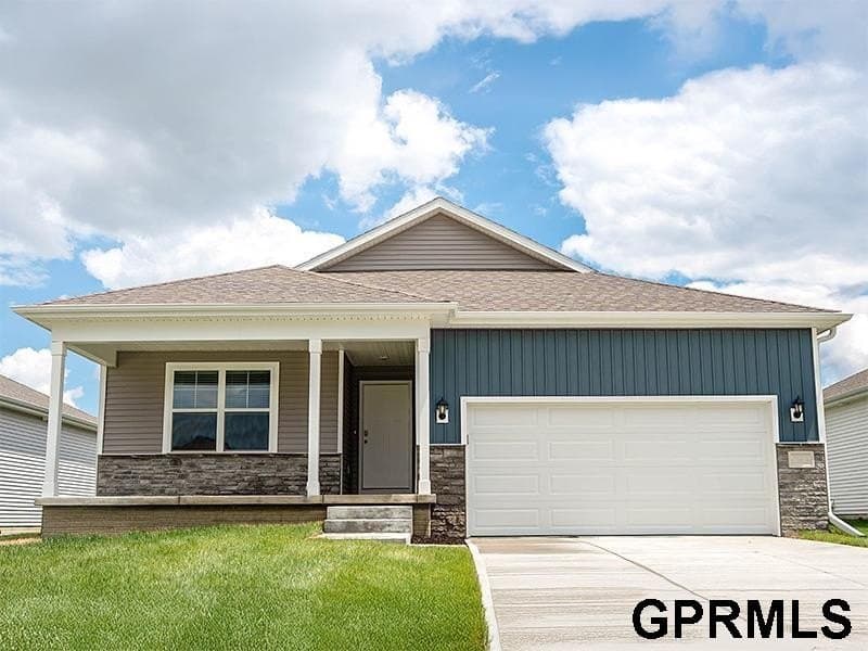 4 bedroom house for sale at 7013 S 204th Ave Gretna 68028 - $380,990