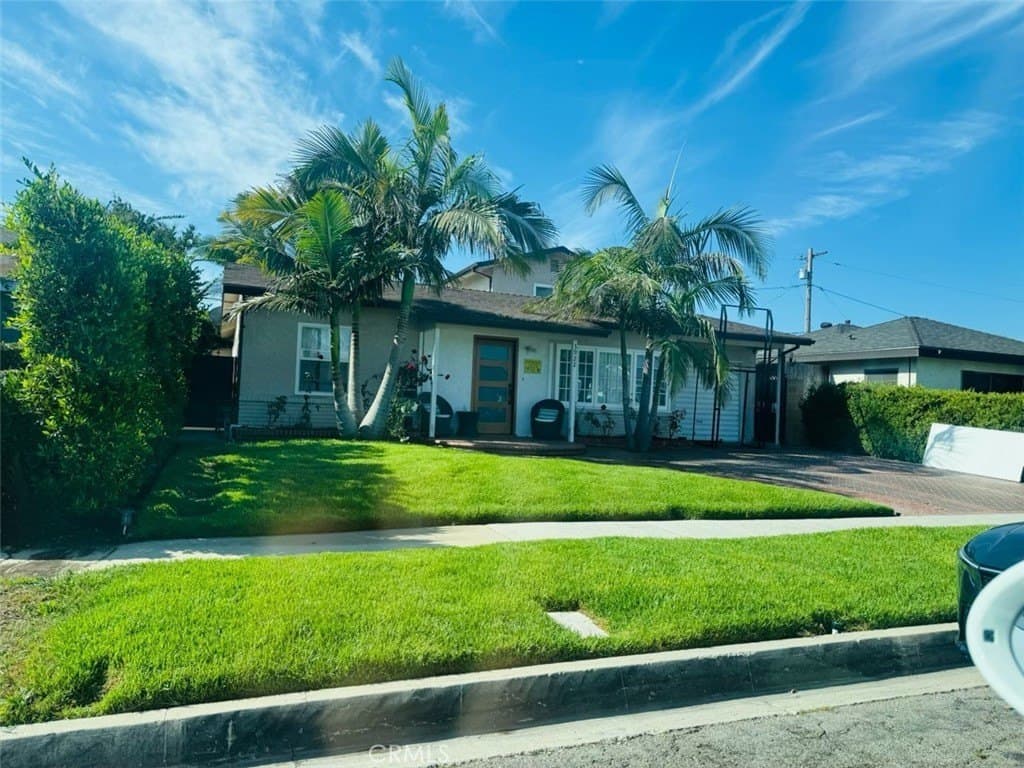 5 bedroom house for sale at 3922 W 147th Hawthorne 90250 - $985,000