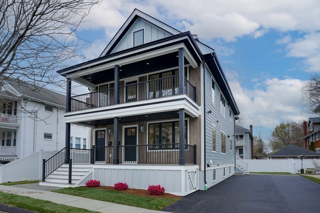 3 bedroom condo for sale at 17 Drew Rd Unit 17 Belmont 02478 - $1,375,000