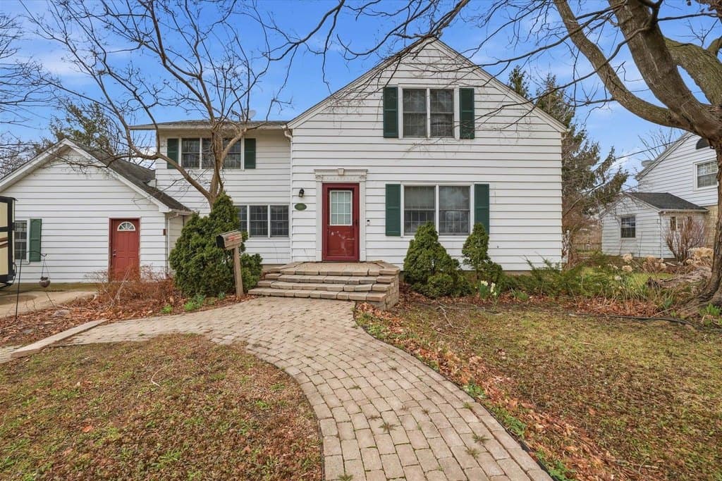 4 bedroom house for sale at 1148 W Highland St Whitewater 53190 - $344,900