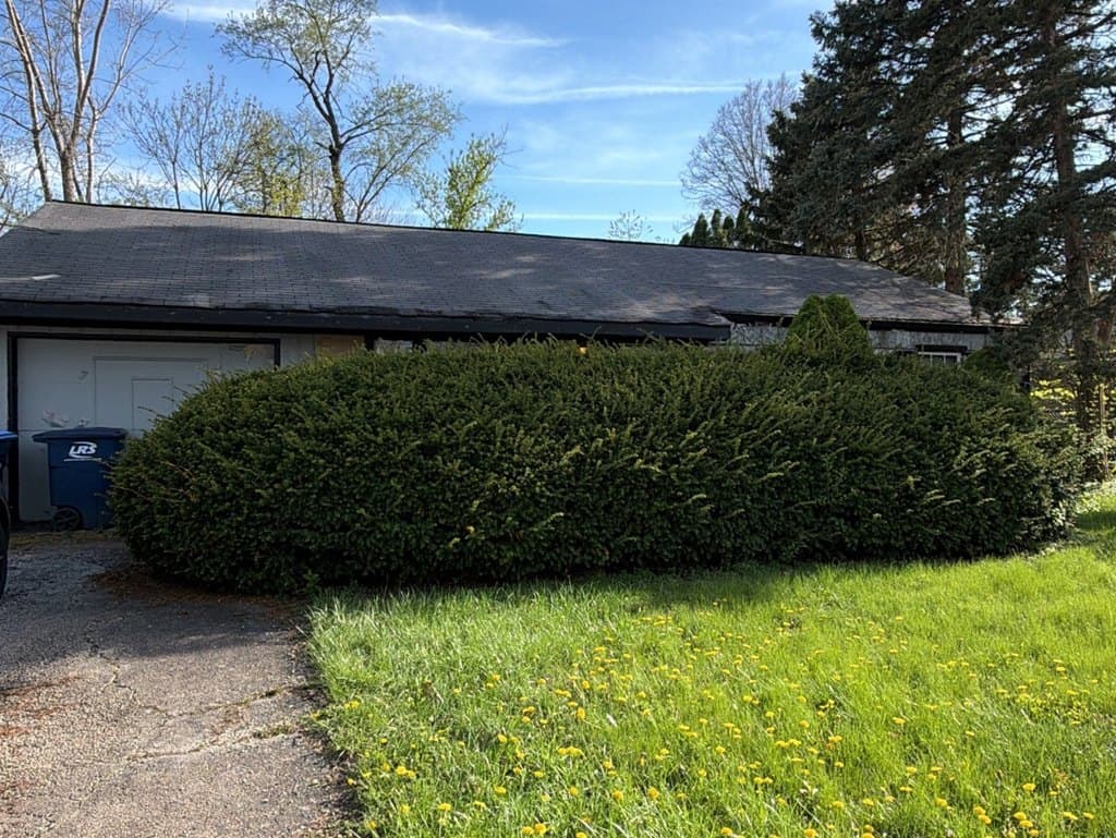 3 bedroom house for sale at 1513 77th St Darien 60561 - $299,000