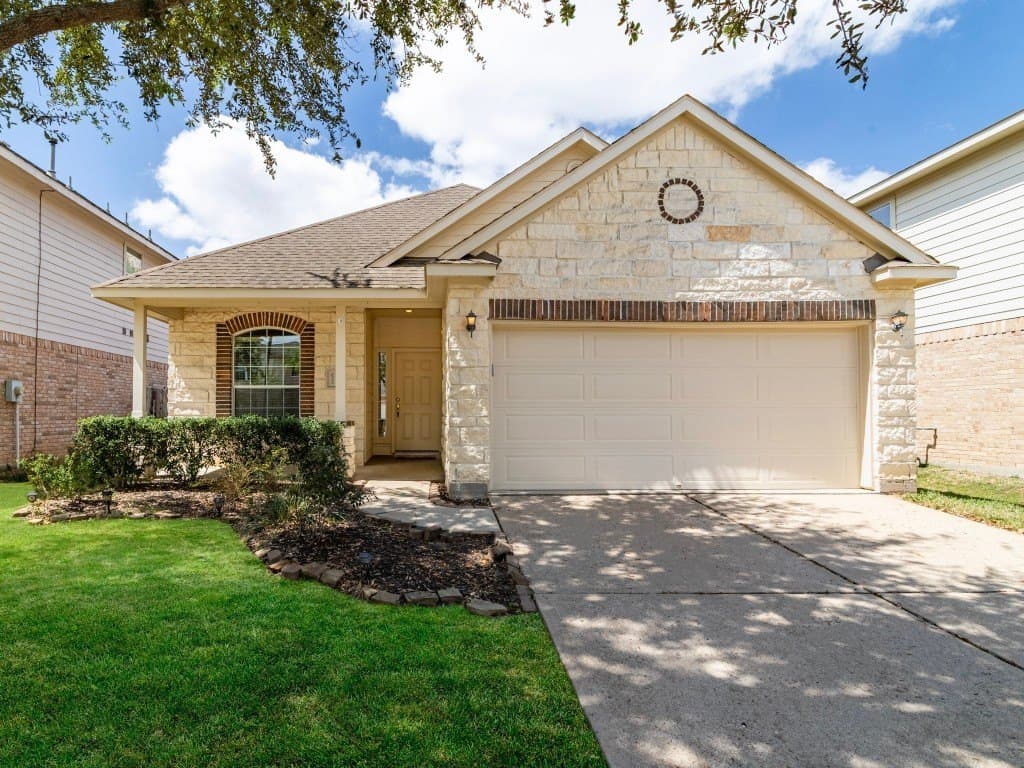 3 bedroom house for sale at 6030 Starbrook Creek Dr Katy 77494 - $310,000