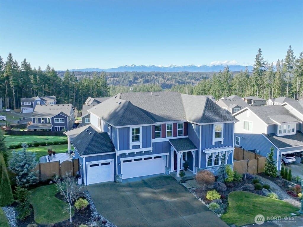 4 bedroom house for sale at 13206 55th Ave NW Canterwood - $1,175,000