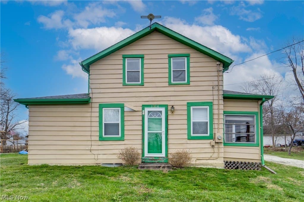 3 bedroom house for sale at 1314 Bank St Atwater - $139,900