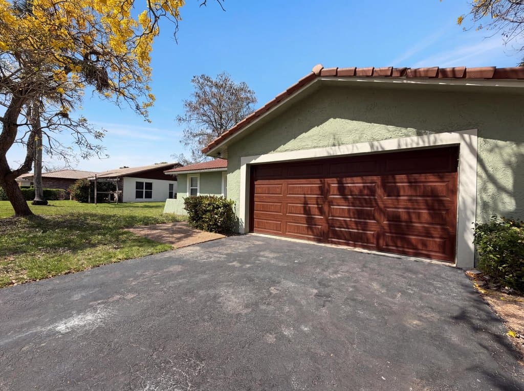 3 bedroom house for sale at 9953 NW 1st Ct Coral Springs - $560,000