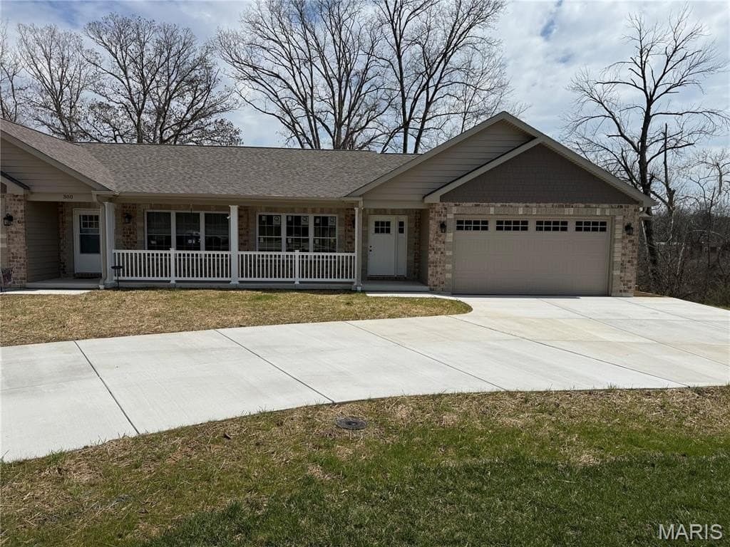 2 bedroom house for sale at 302 Anthony Cir Byrnes Mill - $379,900