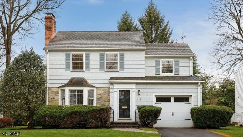 3 bedroom house for sale at 312 Wells St Westfield 07090 - $849,000