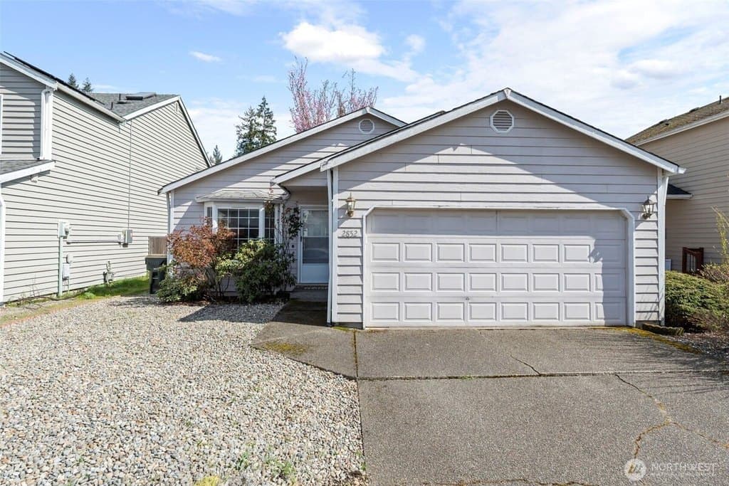 3 bedroom house for sale at 2852 Noble St SW Tumwater 98512 - $415,000