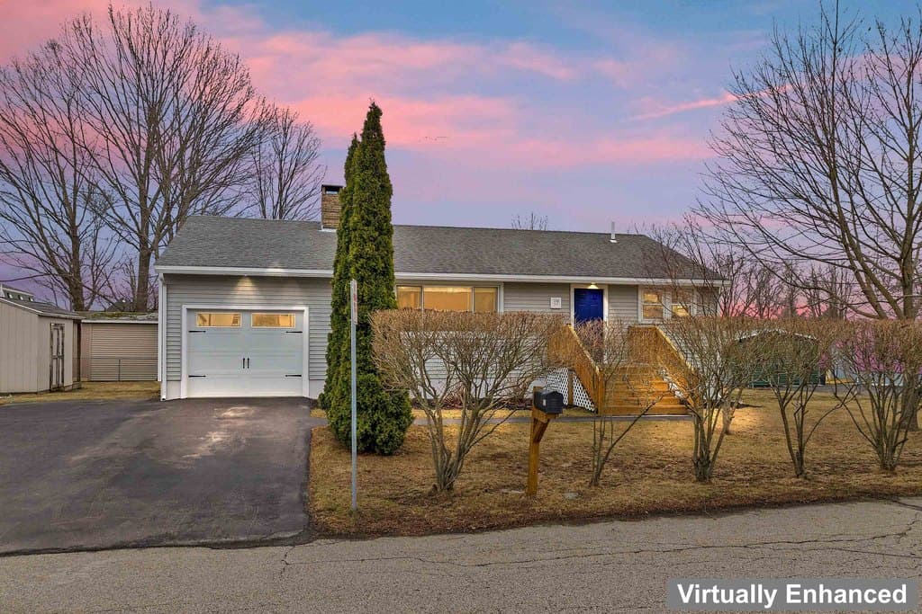 3 bedroom house for sale at 17 Winchester St Portsmouth 03801 - $699,000
