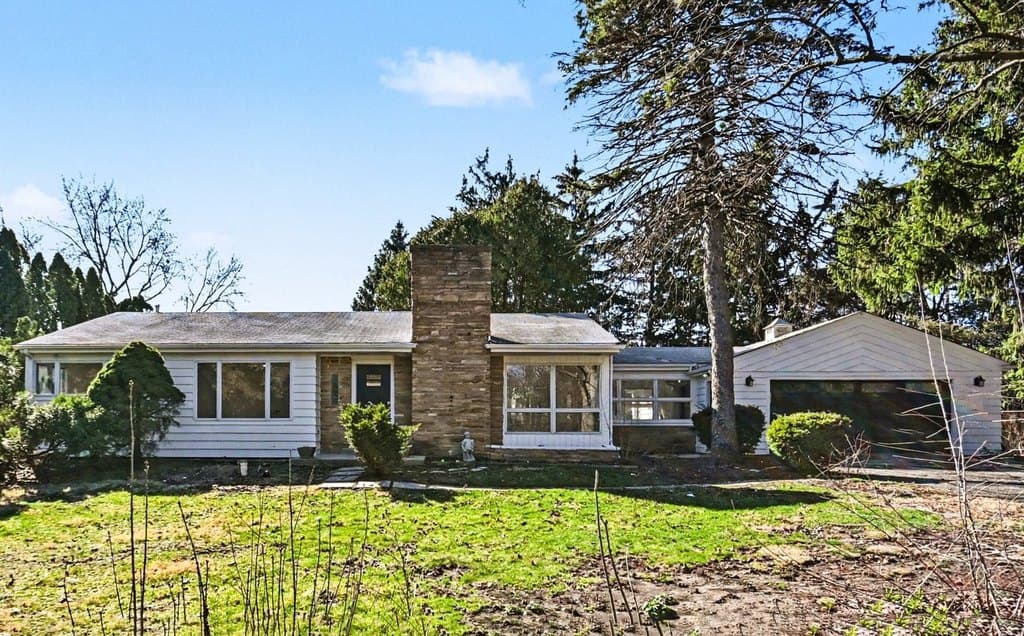 3 bedroom house for sale at 2018 N West St Wheaton 60187 - $469,900