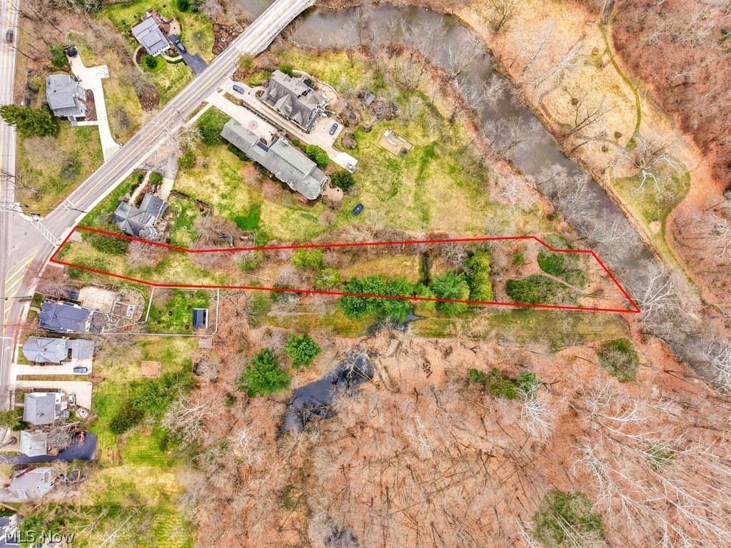 land for sale at 106 Solon Rd Chagrin Falls - $360,000