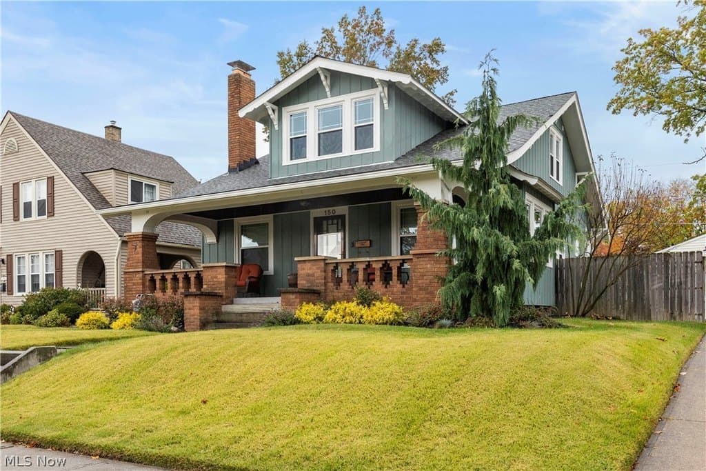 5 bedroom house for sale at 150 Denison Ave Elyria 44035 - $300,000