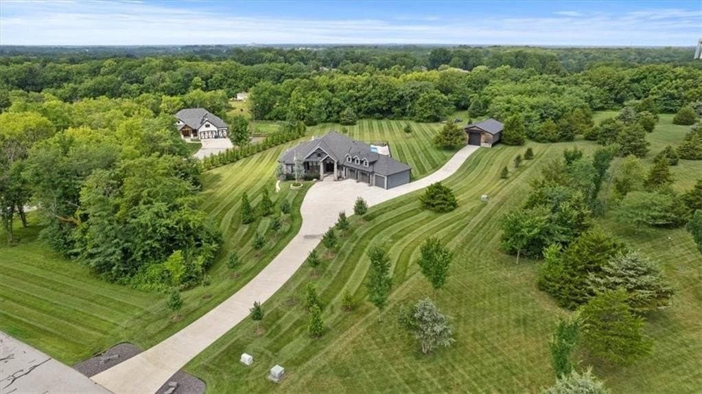4 bedroom house for sale at 30310 Woodland Dr Pleasant Hill 64080 - $1,350,000