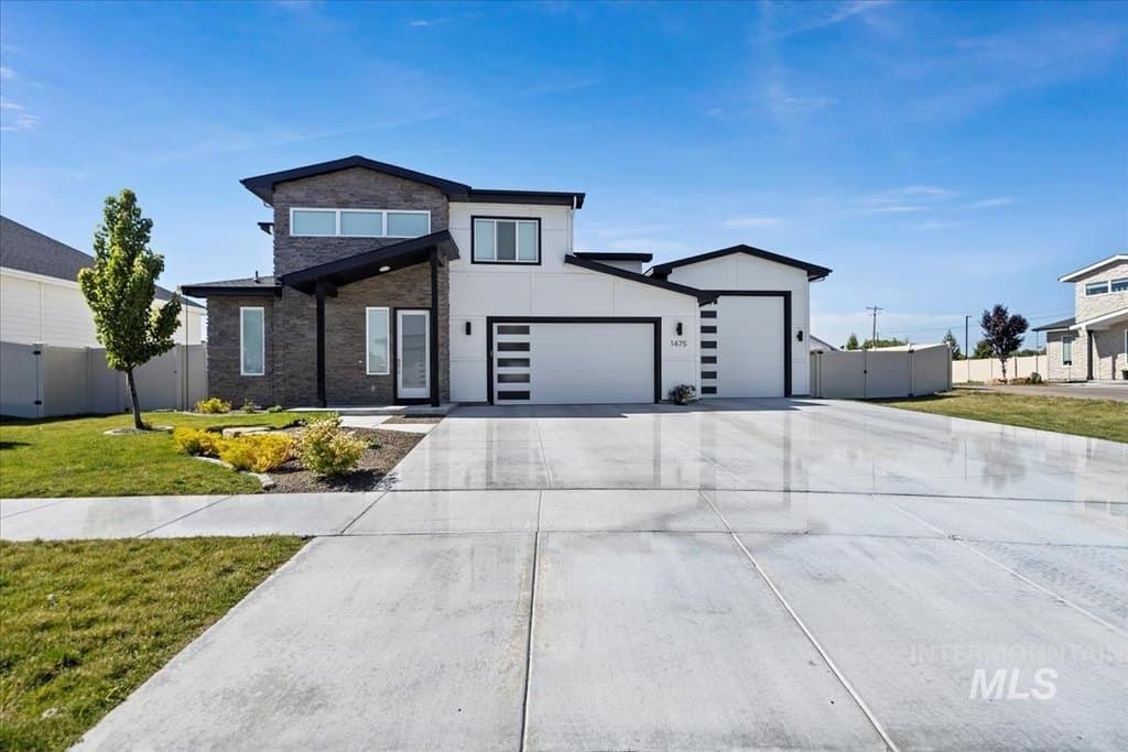 4 bedroom house for sale at 1475 W Caravan St Kuna 83634 - $659,997