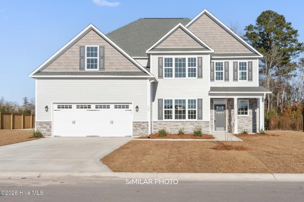 5 bedroom house for sale at 304 Water Wagon Trl Jacksonville 28546 - $468,000